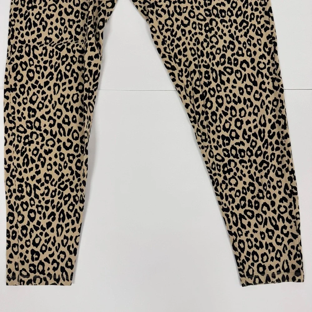 DG2 by DIANE GILMAN Leopard Cheetah Tan Black Leggings Pants womens size Large